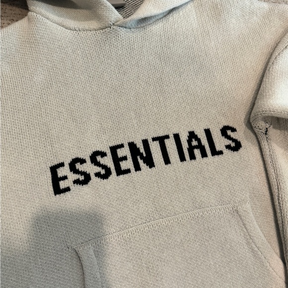 Fear of God Sweaters - Light gray sweater，Men's and women's sweaters。